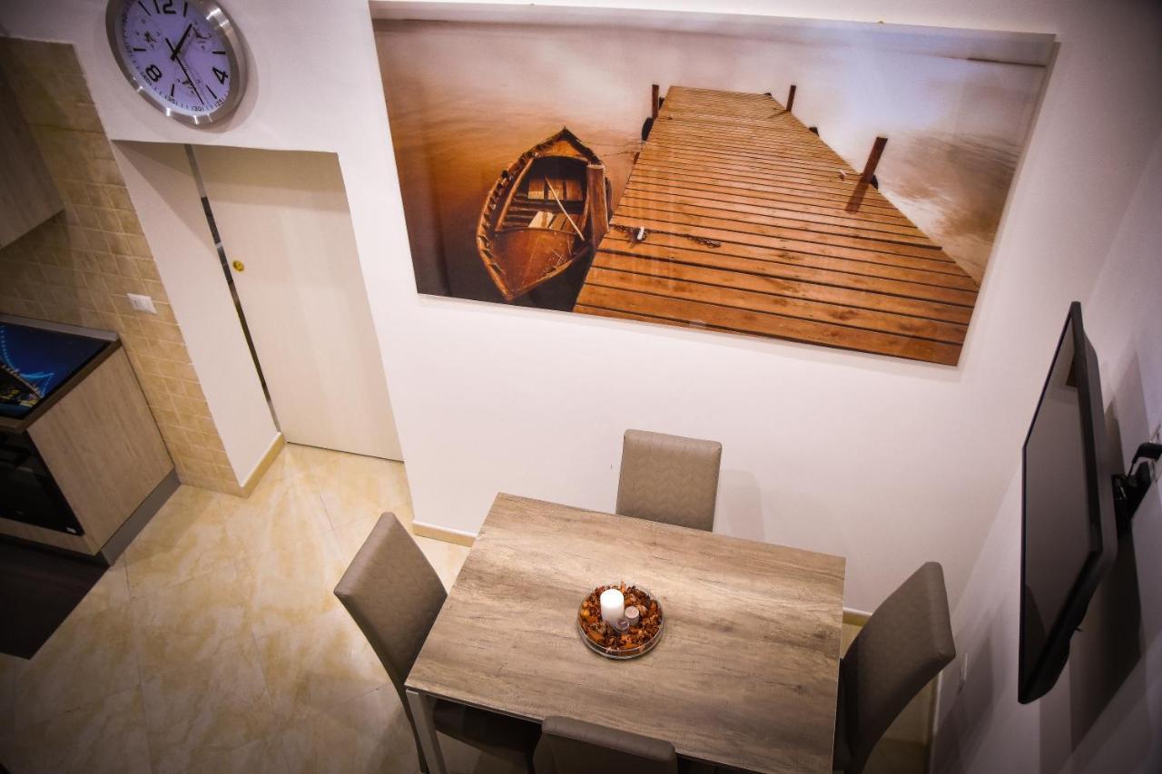 Casa Dell Arco Apartment Bari Zewnętrze zdjęcie